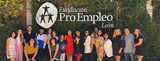 Equipo de Creatif en evento de ProEmpleo León